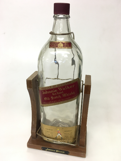 BOTTLE IN STAND, Large Johnnie Walker